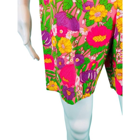 Vintage 1960s Neon Deadstock Pink Floral Print High Waist Shorts | W 25 - Picture 4 of 10